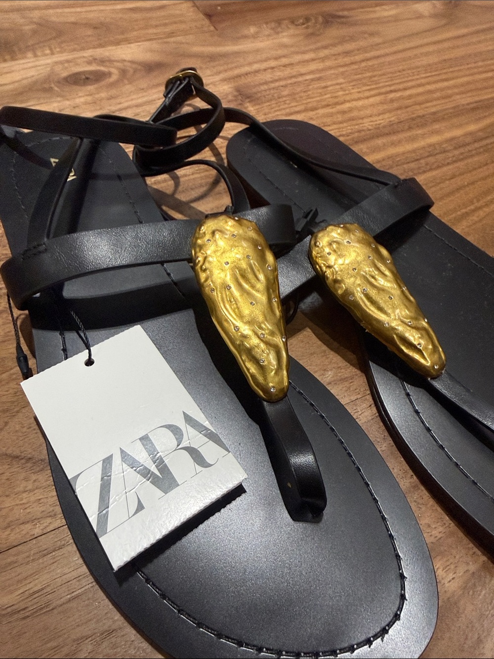 ZARA Black Leather T-Strap Sandals with Gold Accent - Picture 4 of 4